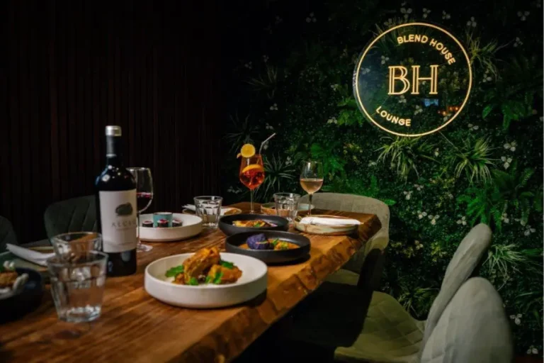 Read more about the article Introducing BlendHouse’s New Menu: Cosy Dining at Our Indian Restaurant in Utrecht 